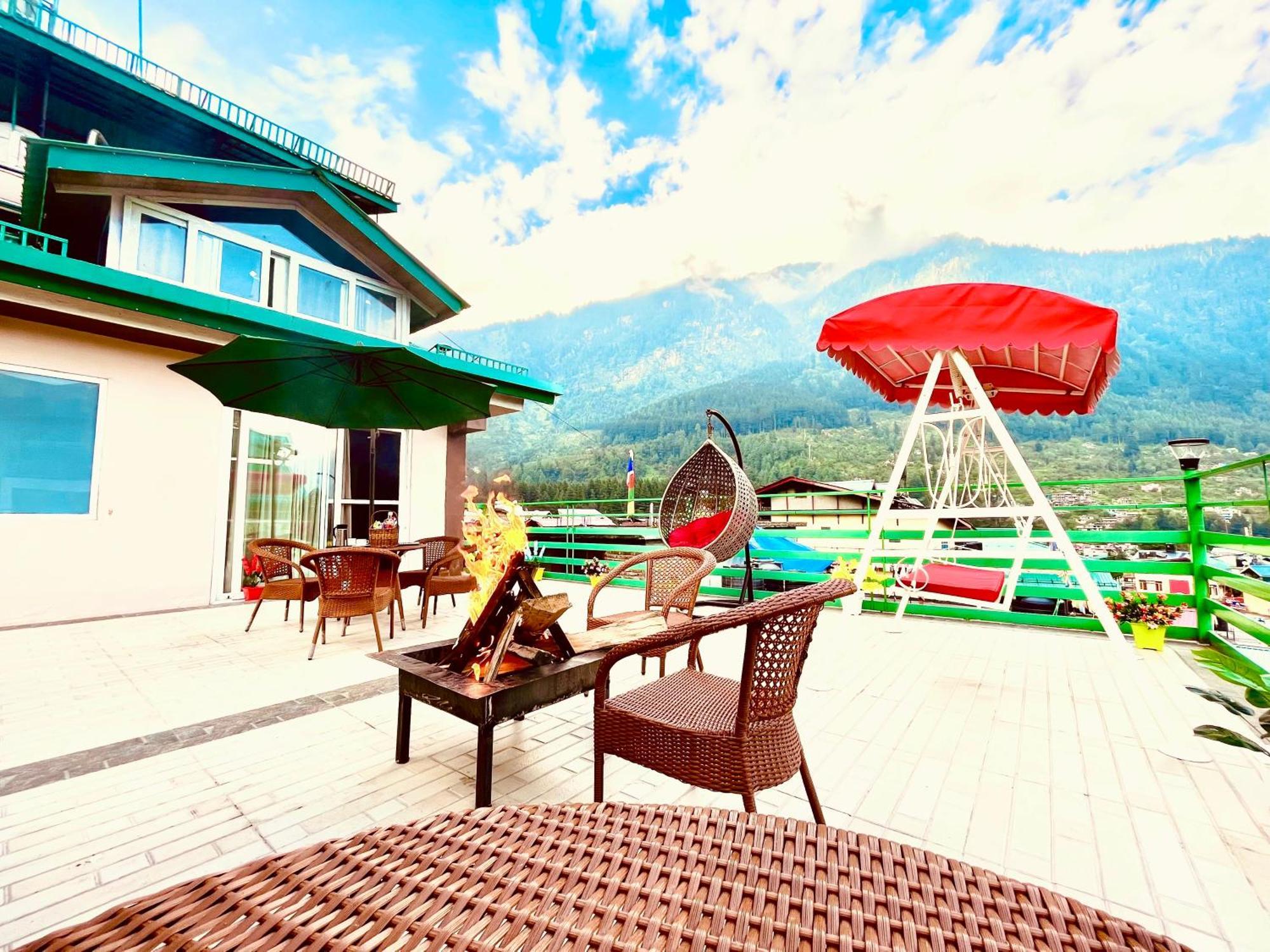 Tata Vista Resort Mall Road Manali - Centrally Heated & Air Cooled Exteriér fotografie