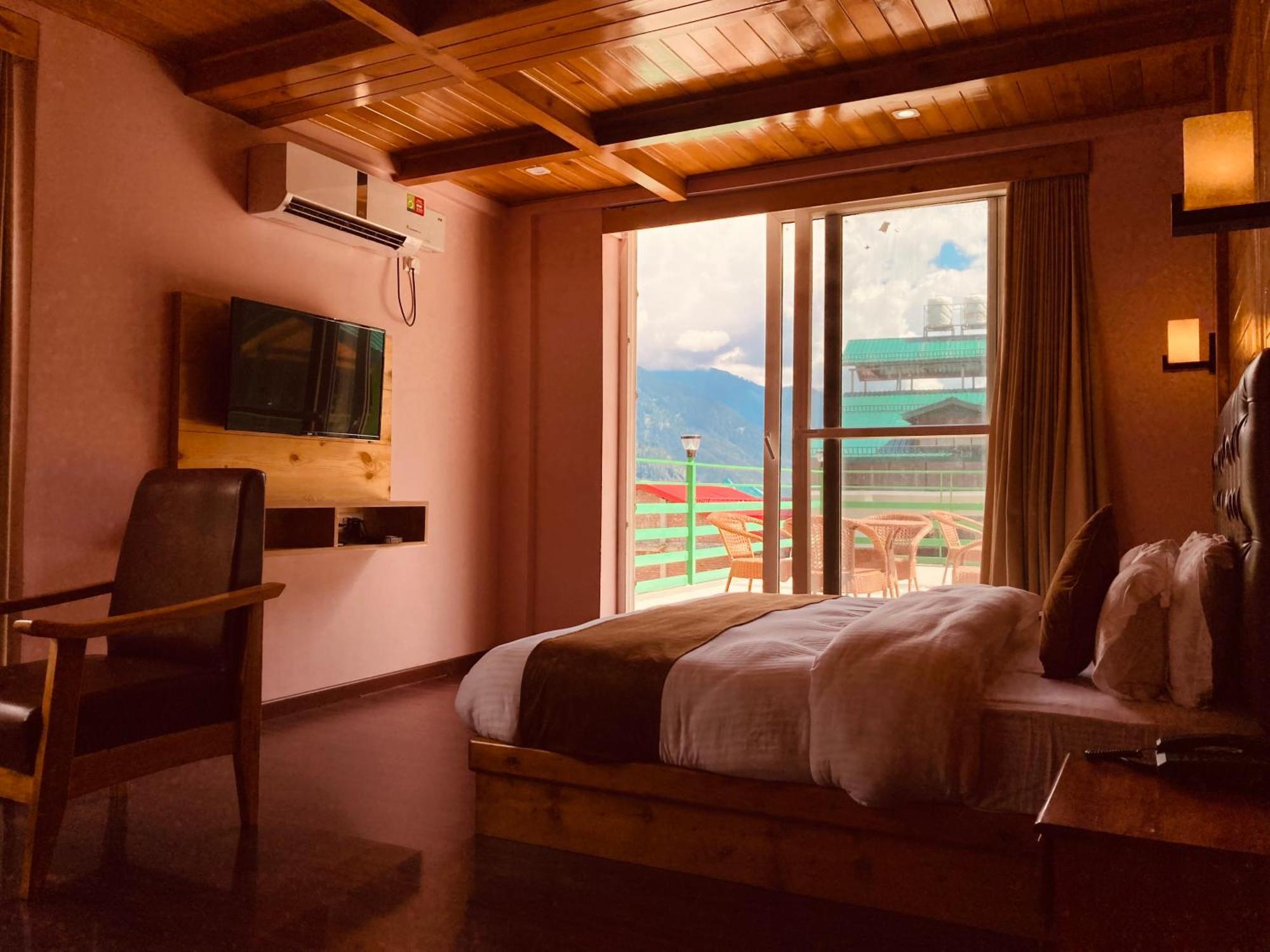 Tata Vista Resort Mall Road Manali - Centrally Heated & Air Cooled Exteriér fotografie