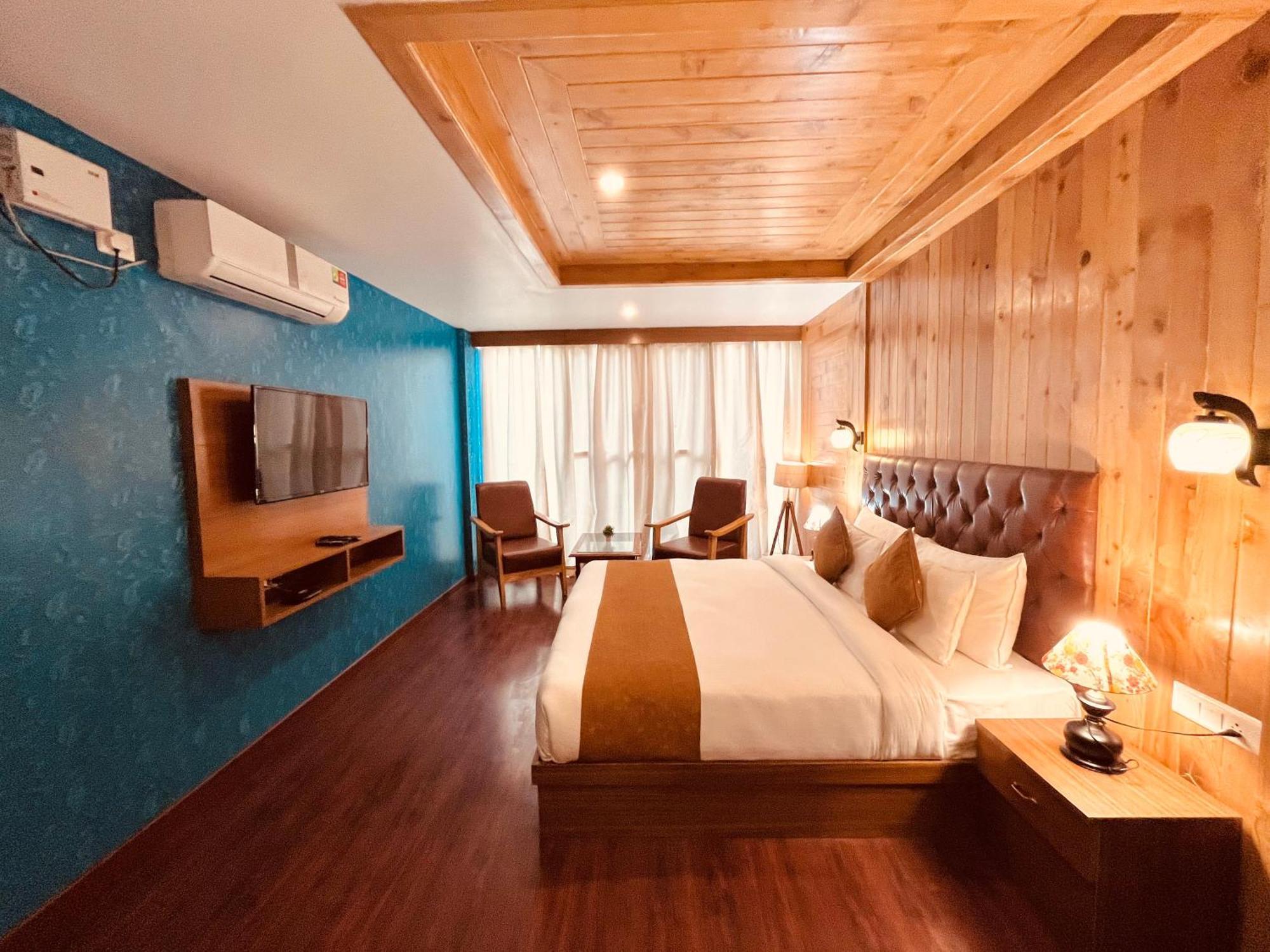 Tata Vista Resort Mall Road Manali - Centrally Heated & Air Cooled Exteriér fotografie
